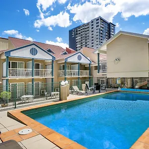 Toowong & Aparthotel Brisbane